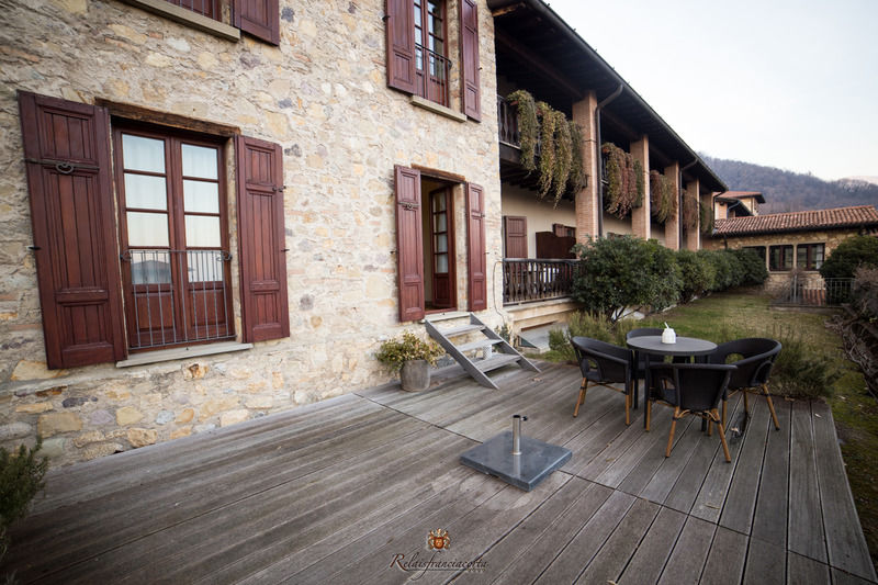 Relaisfranciacorta Corte Franca Exterior foto